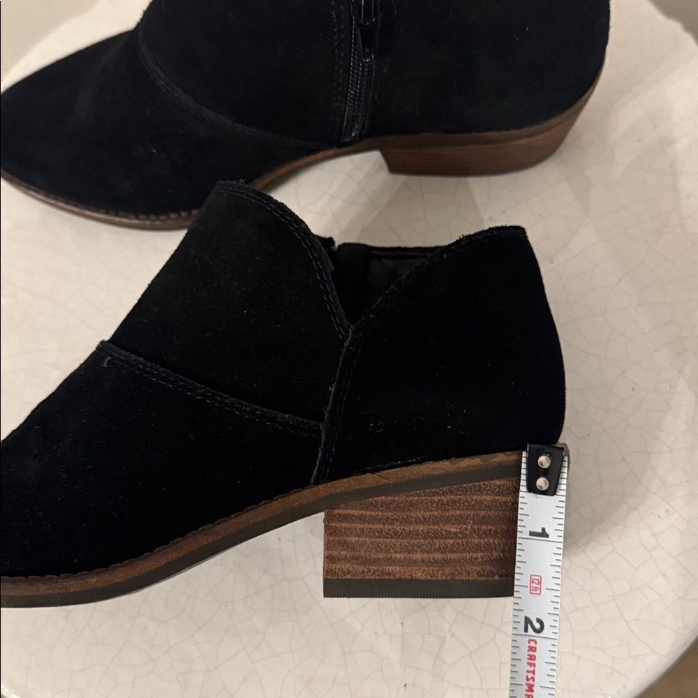 Lucky Brand Chic Black Suede Leather Women's Ankle Booties Boots Casual Size 6M - Picture 7 of 12